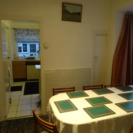 Dovehouses ريدكار